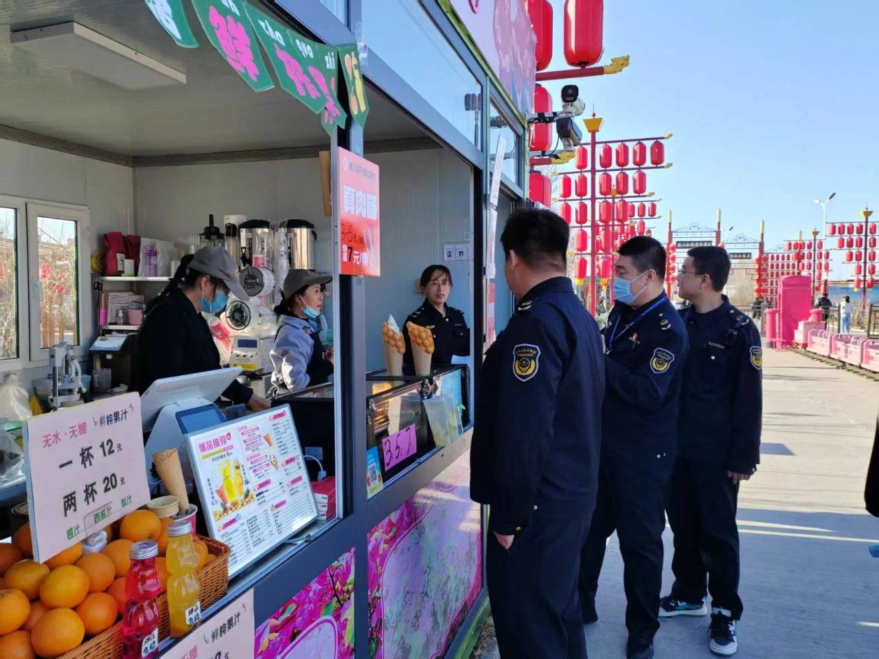 內(nèi)蒙古扎蘭屯市市場監(jiān)督管理局開展旅游市場專項檢查行動_dfd813e2e2637a074050b1f1ad698f76.jpg_8d9d19f283e647fdb3aedf6e07378f9a.jpg