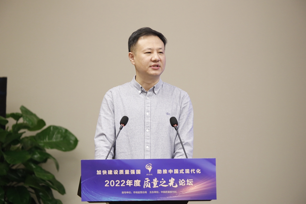 中央黨?？茖W(xué)社會主義教研部教授、博士生導(dǎo)師徐浩然